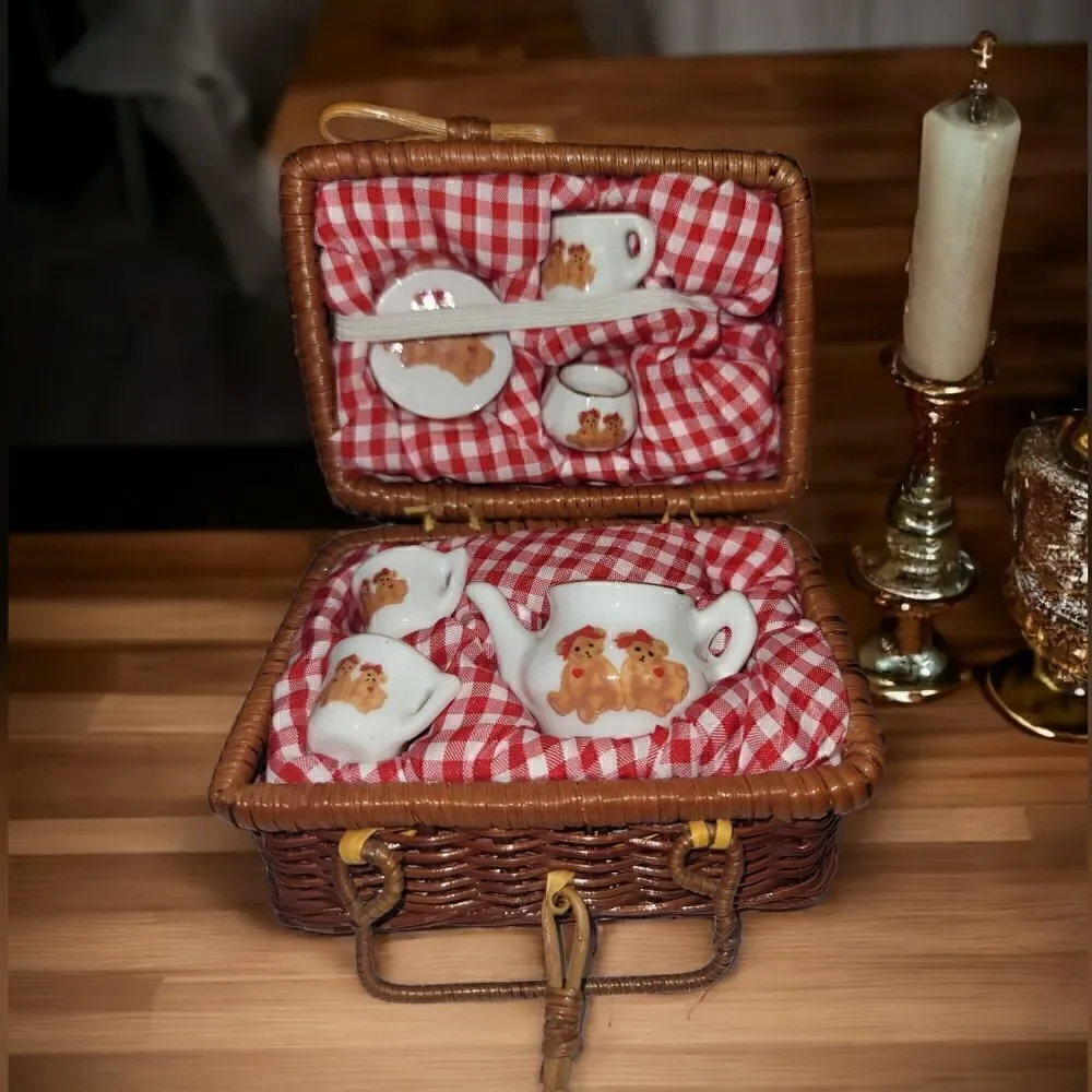 VINTAGE Teddy Bear Wicker Tea Set